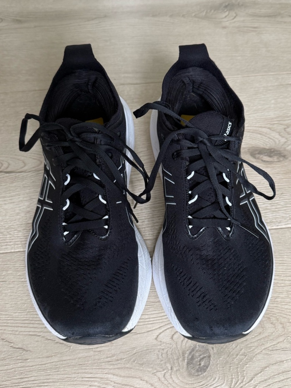 ASICS Gel Nimbus 25